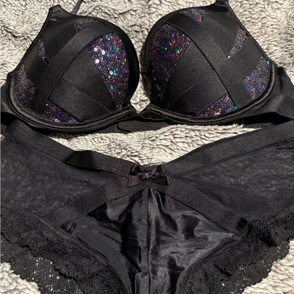 Elegant Black Glitter Women's Bra Set - Picture 2 of 5